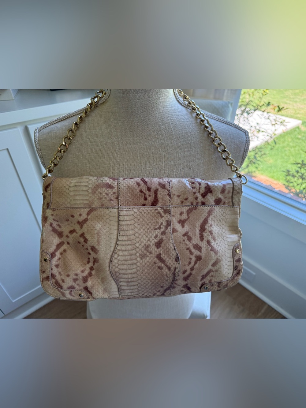 Elaine Turner Python Embossed Clutch w/ Bamboo Clasp & Chain Strap - Picture 6 of 12